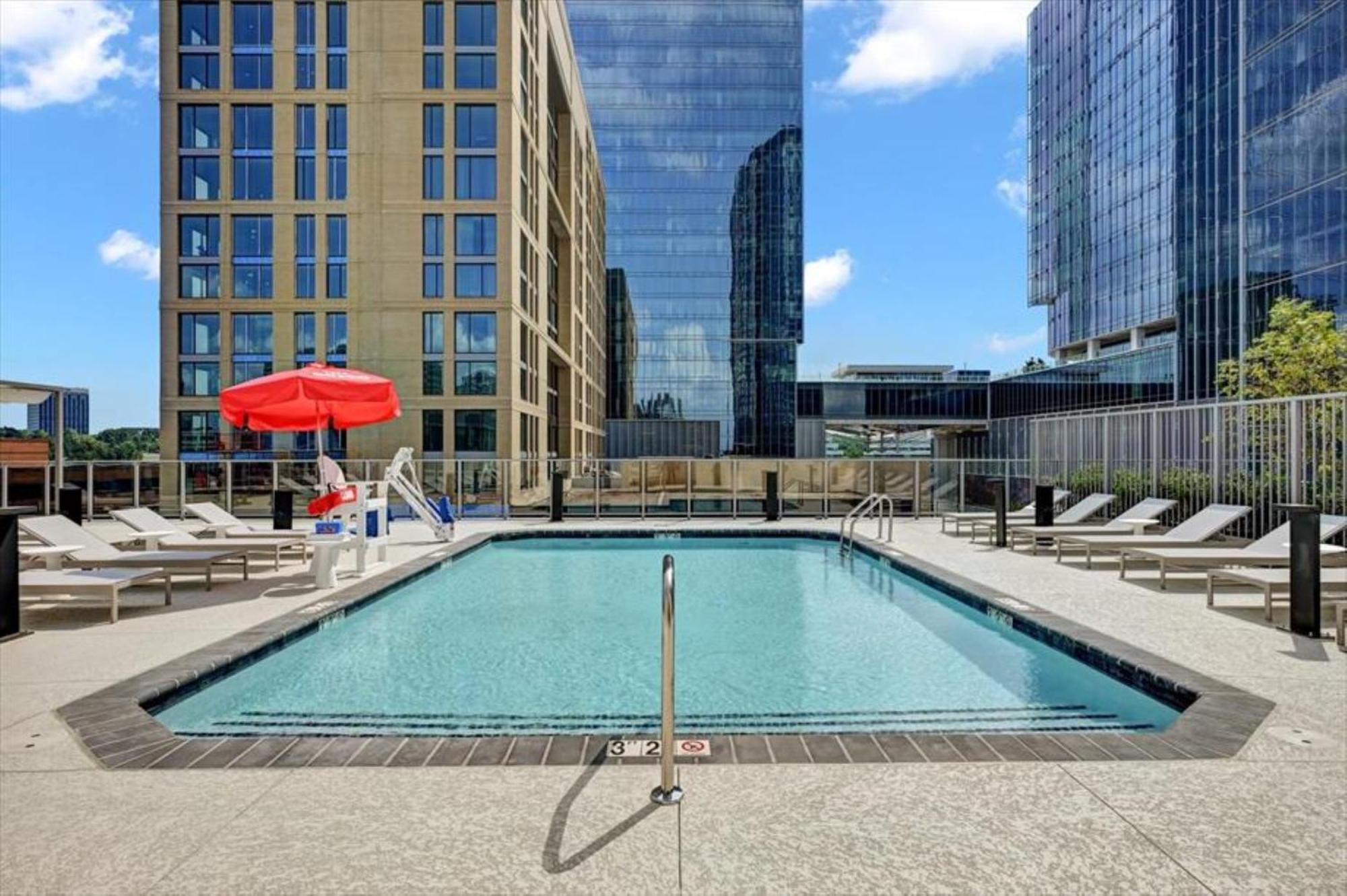 Global Luxury Suites At Town Center Рэстон Экстерьер фото