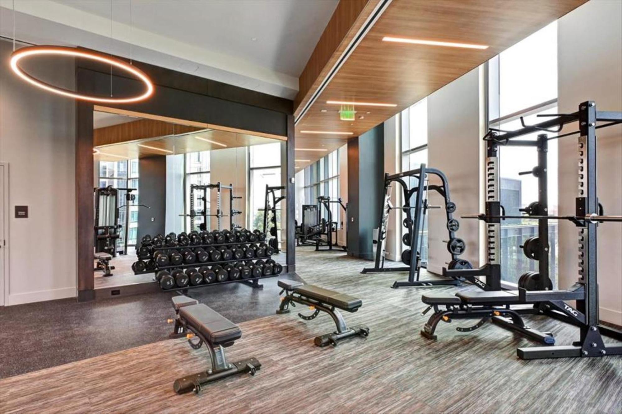 Global Luxury Suites At Town Center Рэстон Экстерьер фото
